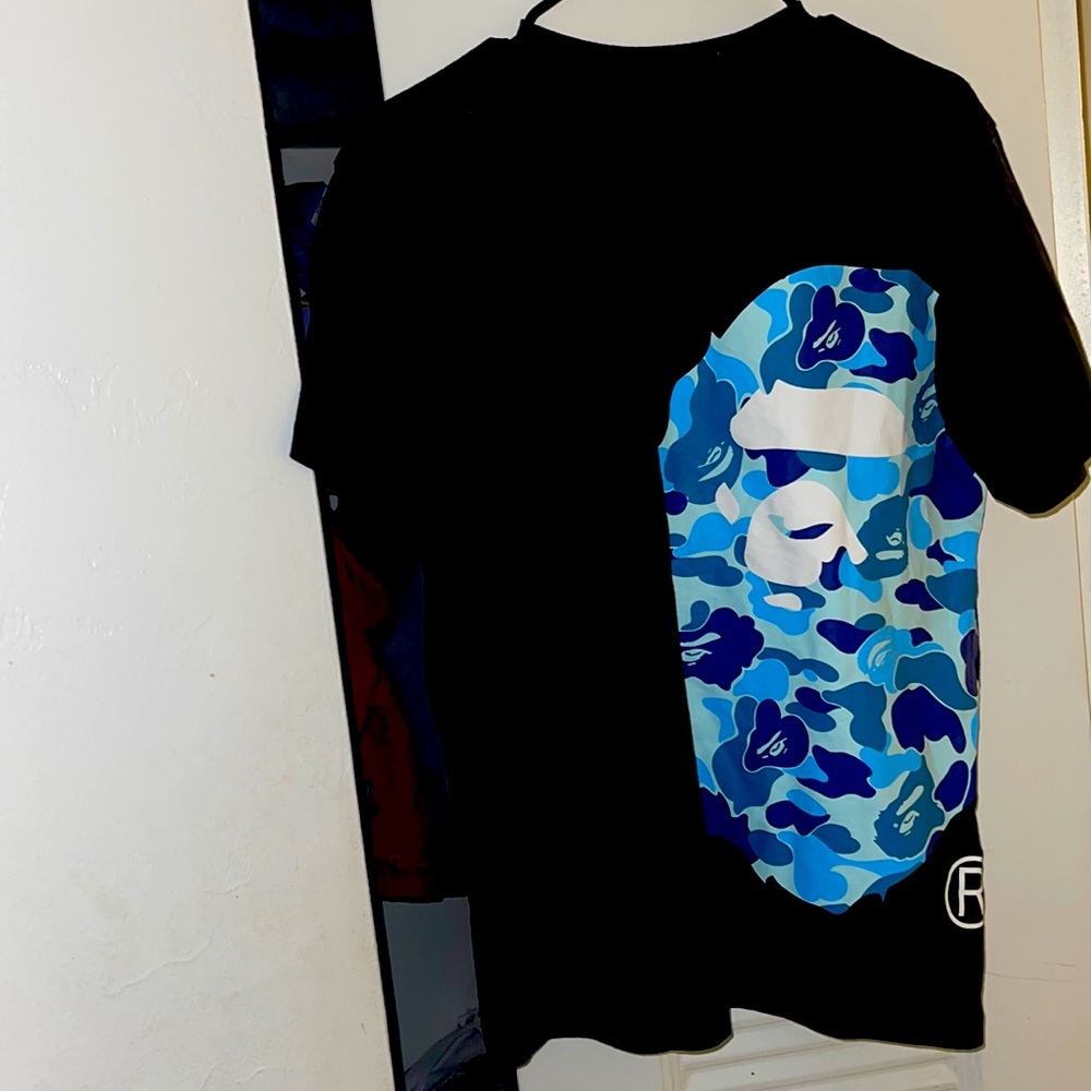 A bathing ape t-shirt . Only worn once